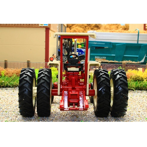 Britains Britains 43363 IH Farmall 1206 tracteur modèle réduit en édition limitée