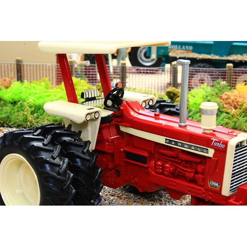 Britains Britains 43363 IH Farmall 1206 tracteur modèle réduit en édition limitée