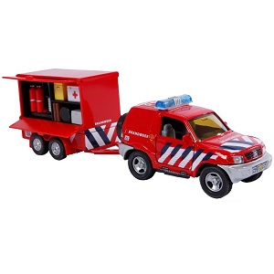 KG521557 2-Play Feuerwehrauto mit Anhänger Der Feuerwehrauto-Jeep mit Anhänger ist mit einem Rückzugsmotor ausgestattet und die Türen des Feuerwehrautos können ebenfalls geöffnet werden