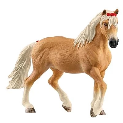 Schleich paarden 13950 Schleich 13950 Horse Club Haflinger merrie Het kleine paard, dat oorspronkelijk uit Zuid-Tirol komt, is door haar karakter en bouw een echte allrounder onder de paarden. 
De haflinger merrie v...