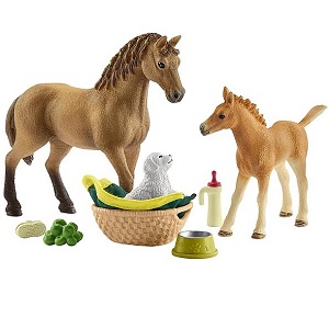 Schleich paarden 42432 Schleich babydieren verzorgingsset Deze babydieren verzorgingset van Schleich is ook te combineren met de Kidsgobe producten. Inhoud bevat: Quarter paard merrie, Quarter paard veulen, p...