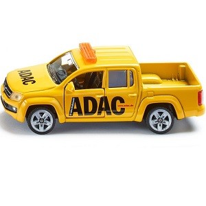 Siku Prise en charge de l assistance routière ADAC L´ange jaune dans l´énorme pick-up lifestyle. Le nouveau Volkswagen Amarok a été à la base de cette innovation extraordinaire, qui a été conservée dans la conception de l´ADAC. Le pick-up d´assistance routière ADAC est équipé de pneus en plastique antidérapant sur jantes sport. Le pick-up a un corps avec des portes métalliques qui s´ouvrent. Le pick-up d´assistance routière ADAC est à l´échelle d´environ 1:50 et peut donc bien être combiné avec d´autres véhicules jouets Siku de la même échelle.