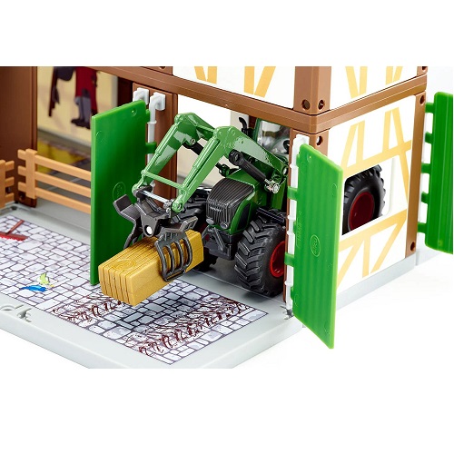 siku Siku World 5609 Ecurie avec tracteur Fendt et chevaux