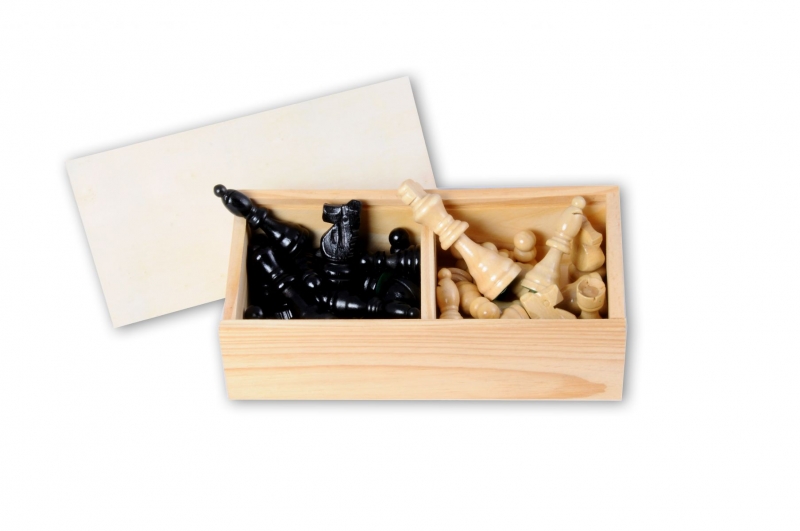 Angeltoys Pièces d échecs dans une boîte en bois