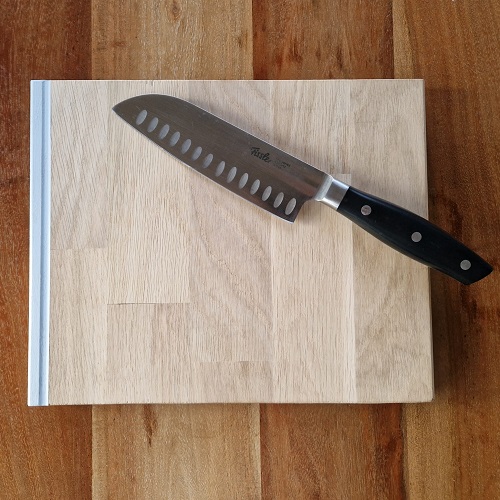 kootcarpentry 000012 - kootcarpentry Snijplank vermomd als kookboek - echt eikenhout - 24x30cm - uniek cadeau